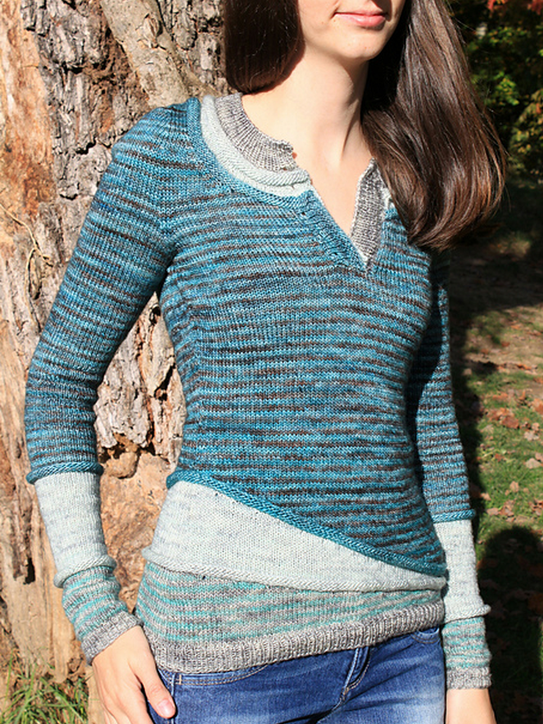 Blue Casual Plain Paneled Sweater