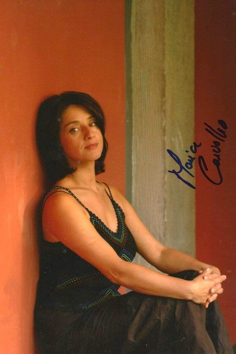 Maria Carvalho SINGER FADO autograph, In-Person signed Photo Poster painting