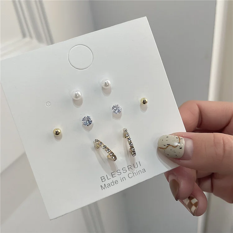 4 Pcs Exquisite Pearl Earrings Set for Woman for Girls