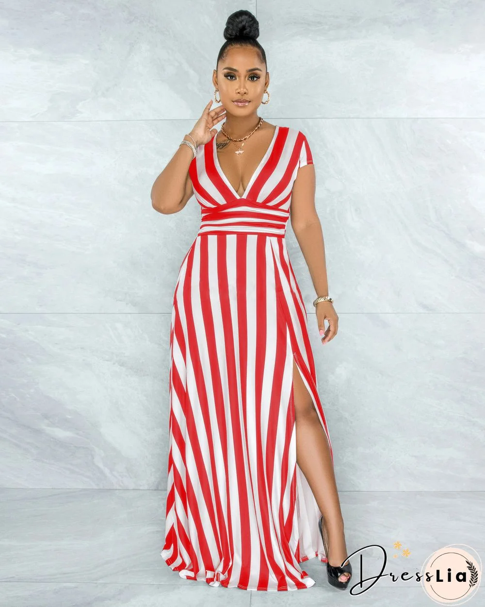 Sexy Fashion Stripe-shaping Dress with A Split