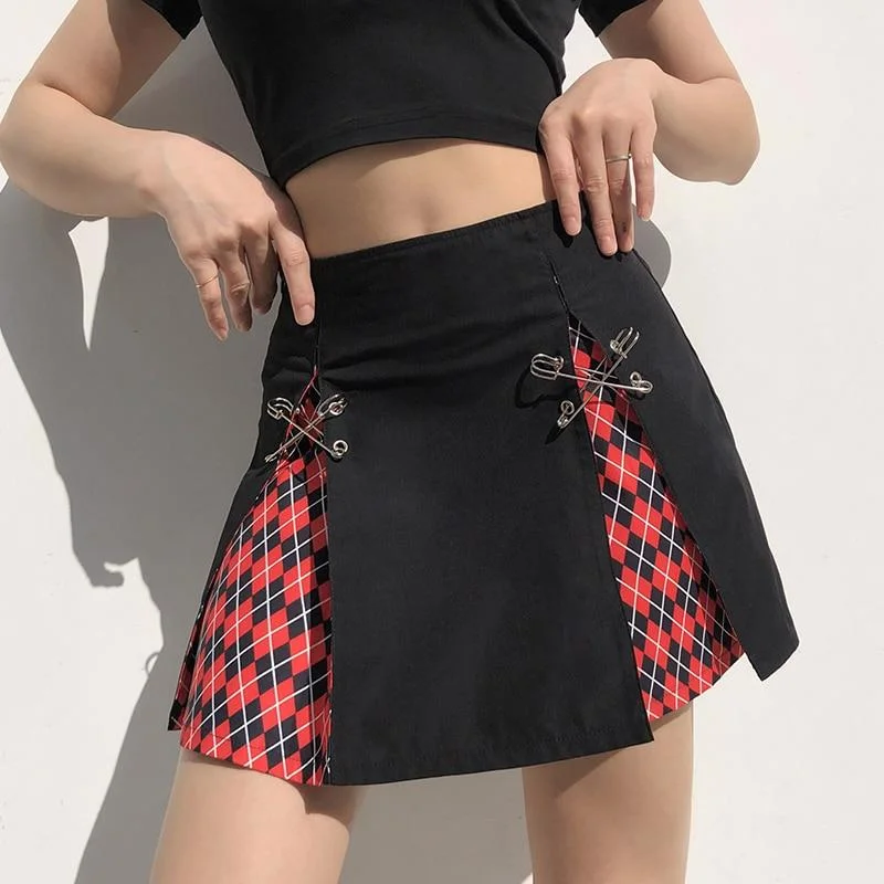 Gothic Harajuku Plaid And Safety Pins Skirt