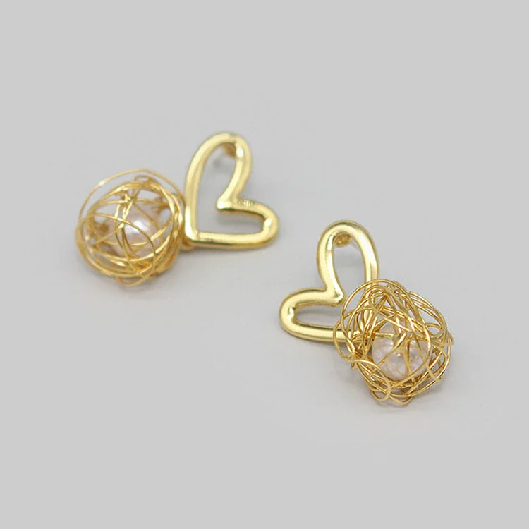 Twisted pearl peach heart cute earrings