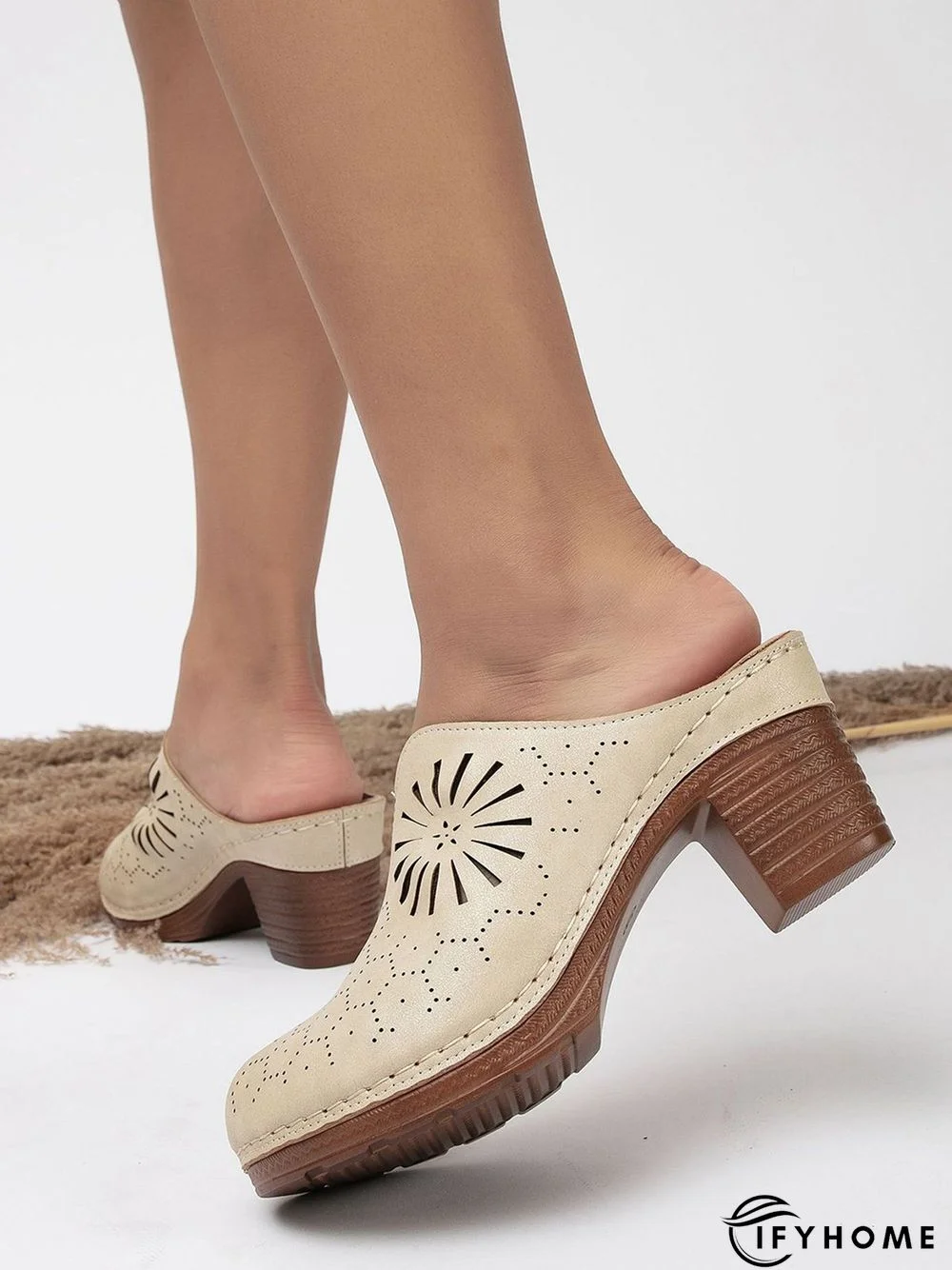 Vintage Plus Size Hollow out Chunky Heel Mules | IFYHOME