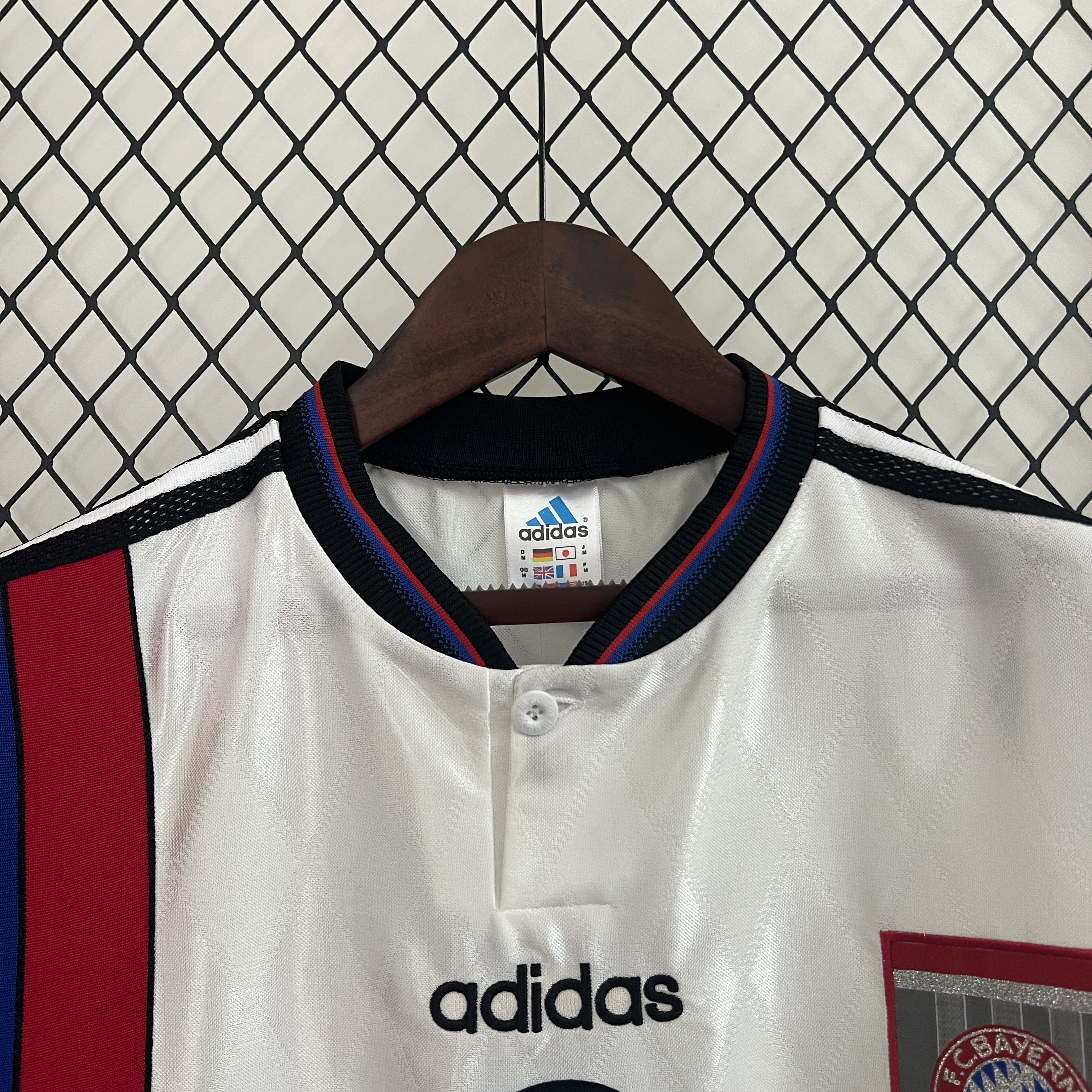 Retro Bayern Munich 1996/1998 Away Football Shirt Thai Quality