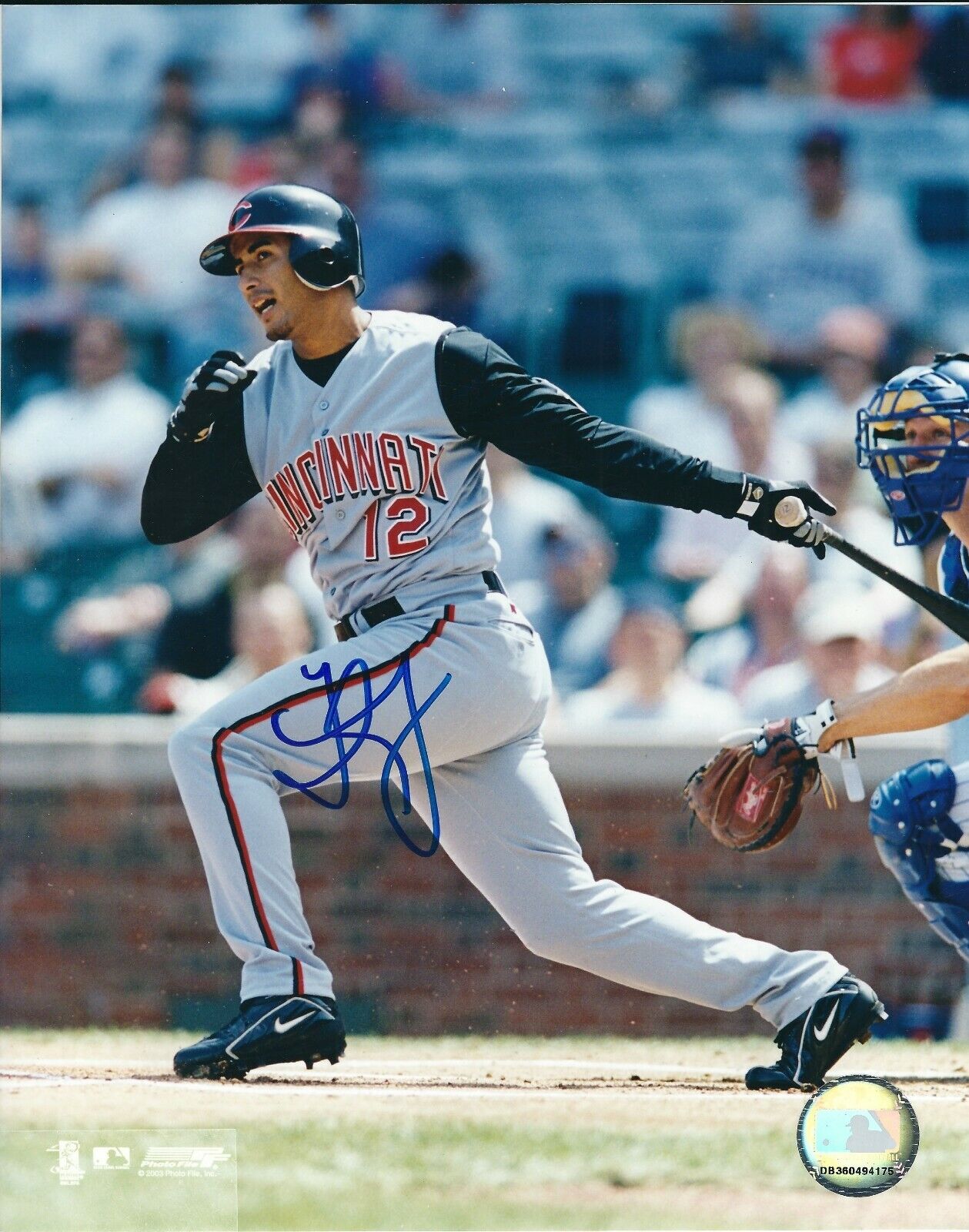 Signed 8x10 FELIPE LOPEZ Cincinnati Reds Autographed Photo Poster painting - COA