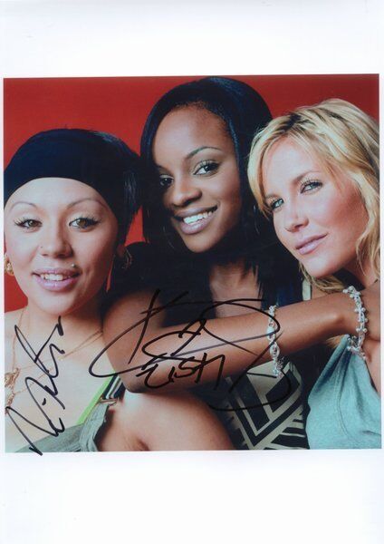 Sugarbabes genuine autograph 8x12