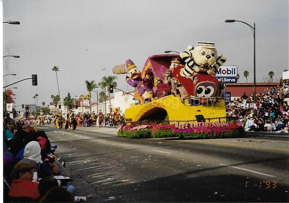 FOUND Photo Poster painting Color ROSE PARADE FLOAT Original PASADENA CALIFORNIA Vintage 21 47 S