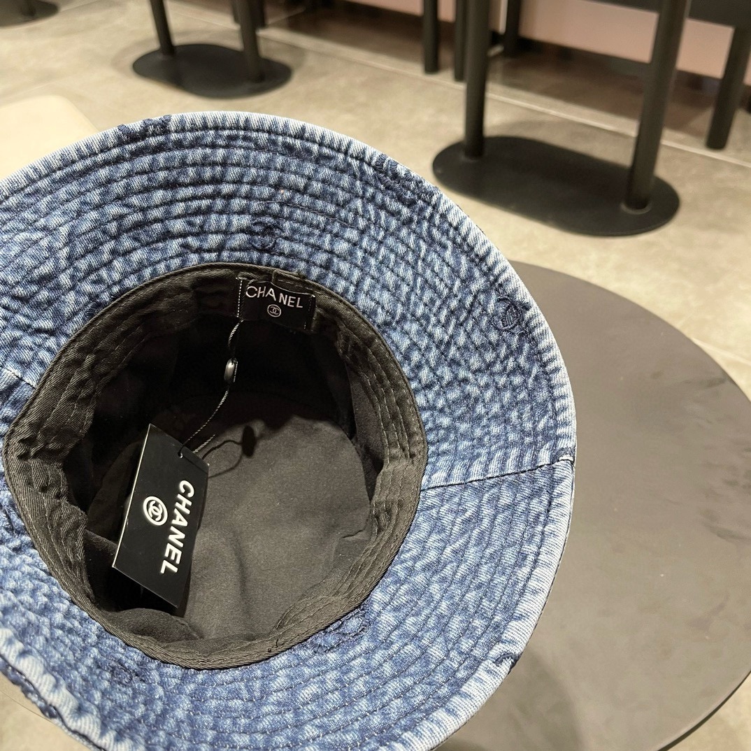 Fbdcf3ec95434baee3c443843b6aa082