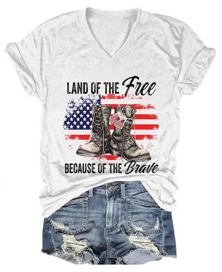 Women's Independence Day Land Of The Free Because Of The Brave Print V-Neck Casual T-Shirt socialshop