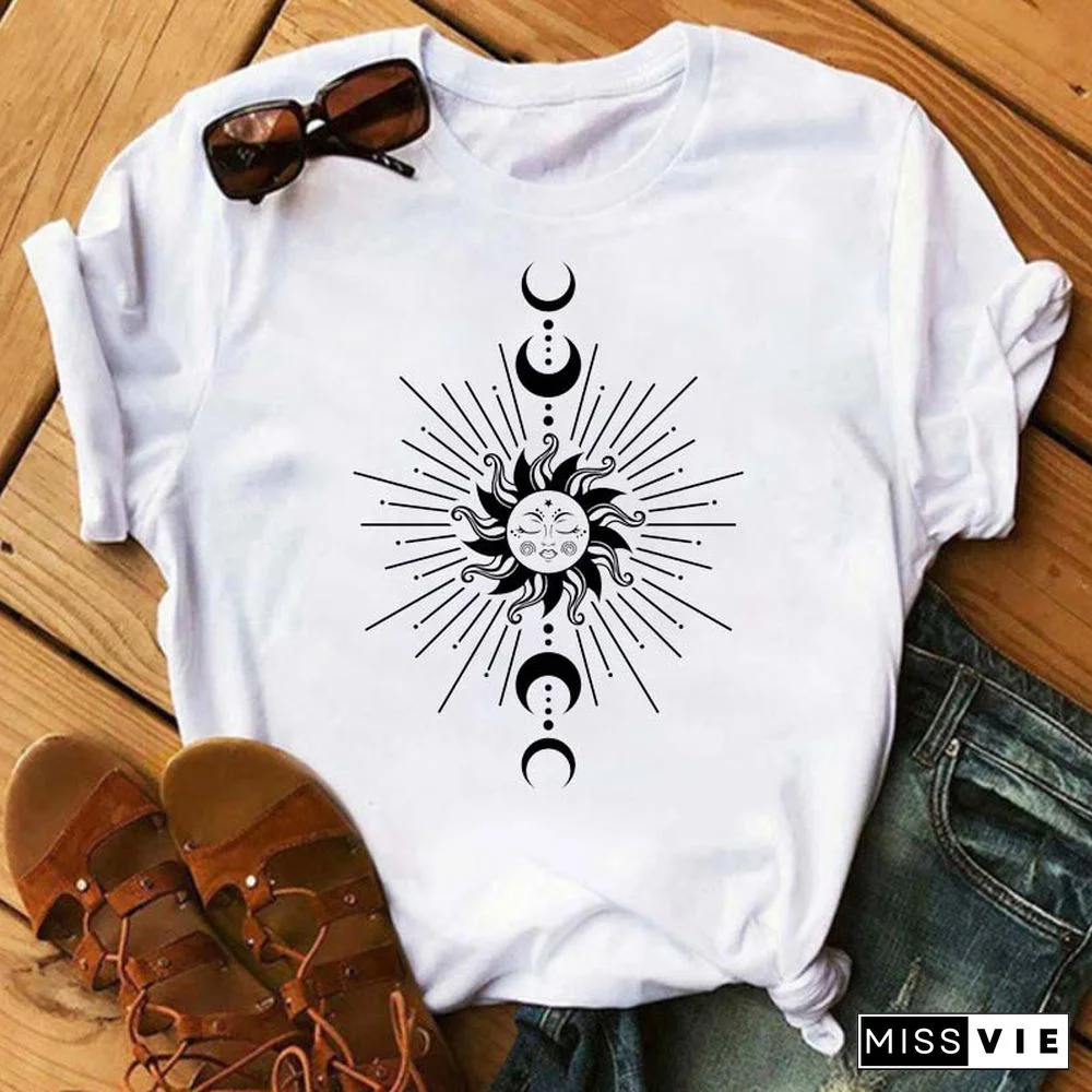 Maycaur Women Harajuku T Shirt New Moon Star Printed T Shirt O-Neck Summer Short Sleeve Tees Women Clothes Graphic T Shirts