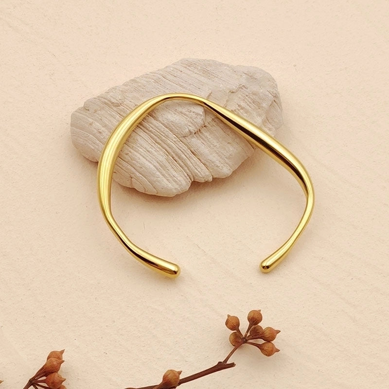 Minimalist Solid Color 304 Stainless Steel 18K Gold Plated Bangle In Bulk