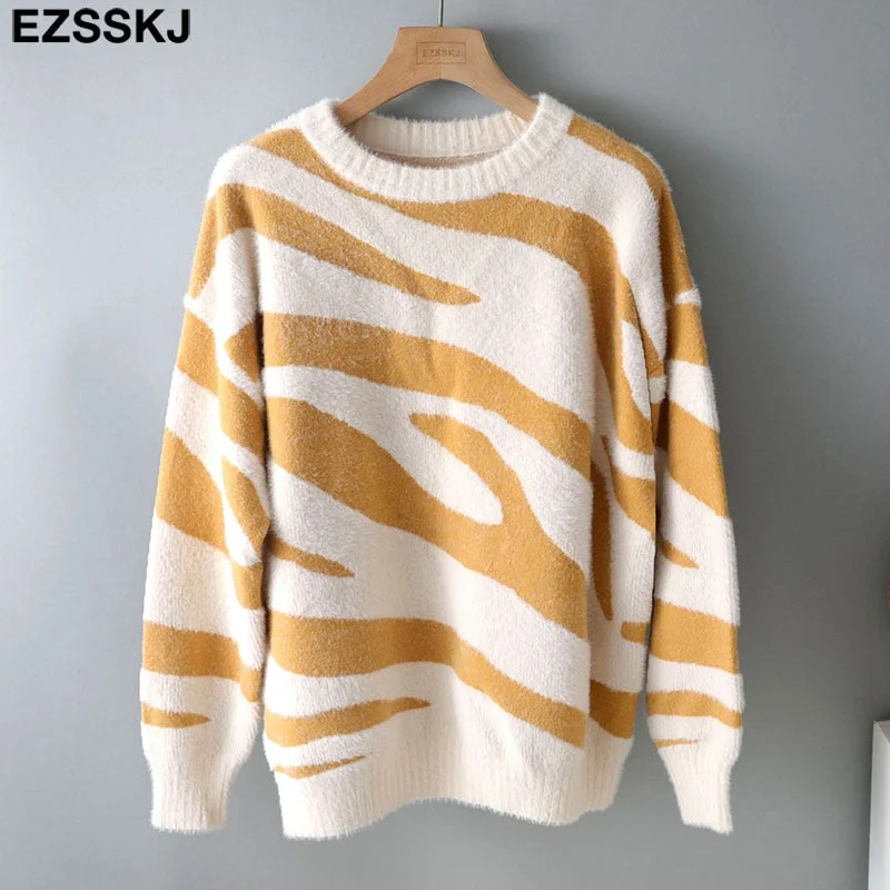 Ezsskj Leopard print  velvet  Sweater Pullovers Women winter autumn thick chic 2021 loose sweater for women long sleeve sweater