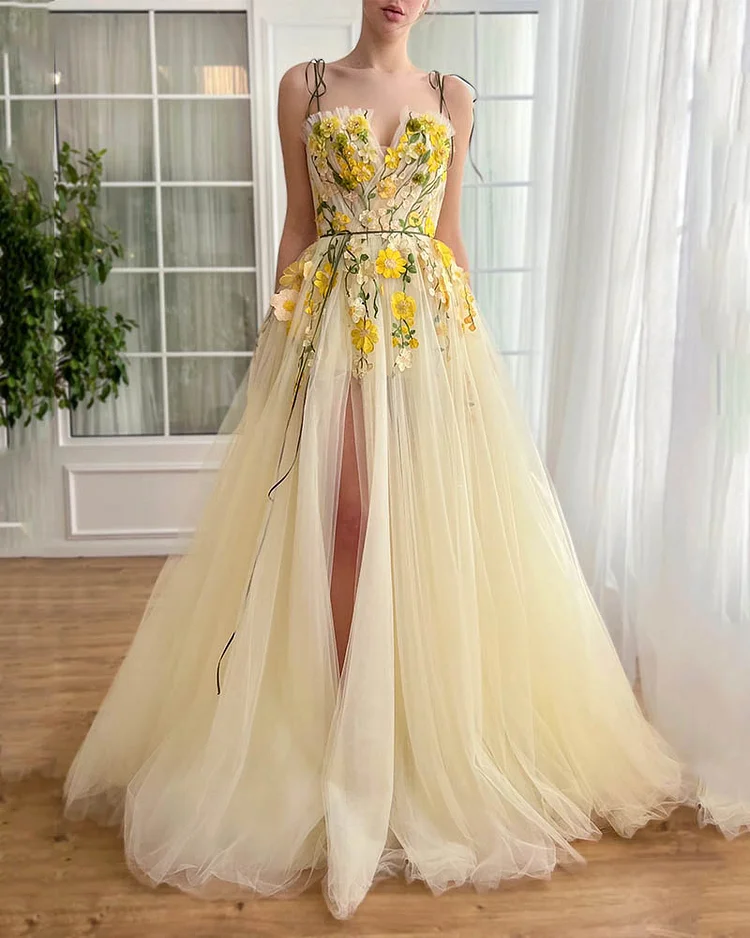 Women's fashionable and elegant three-dimensional floral dress