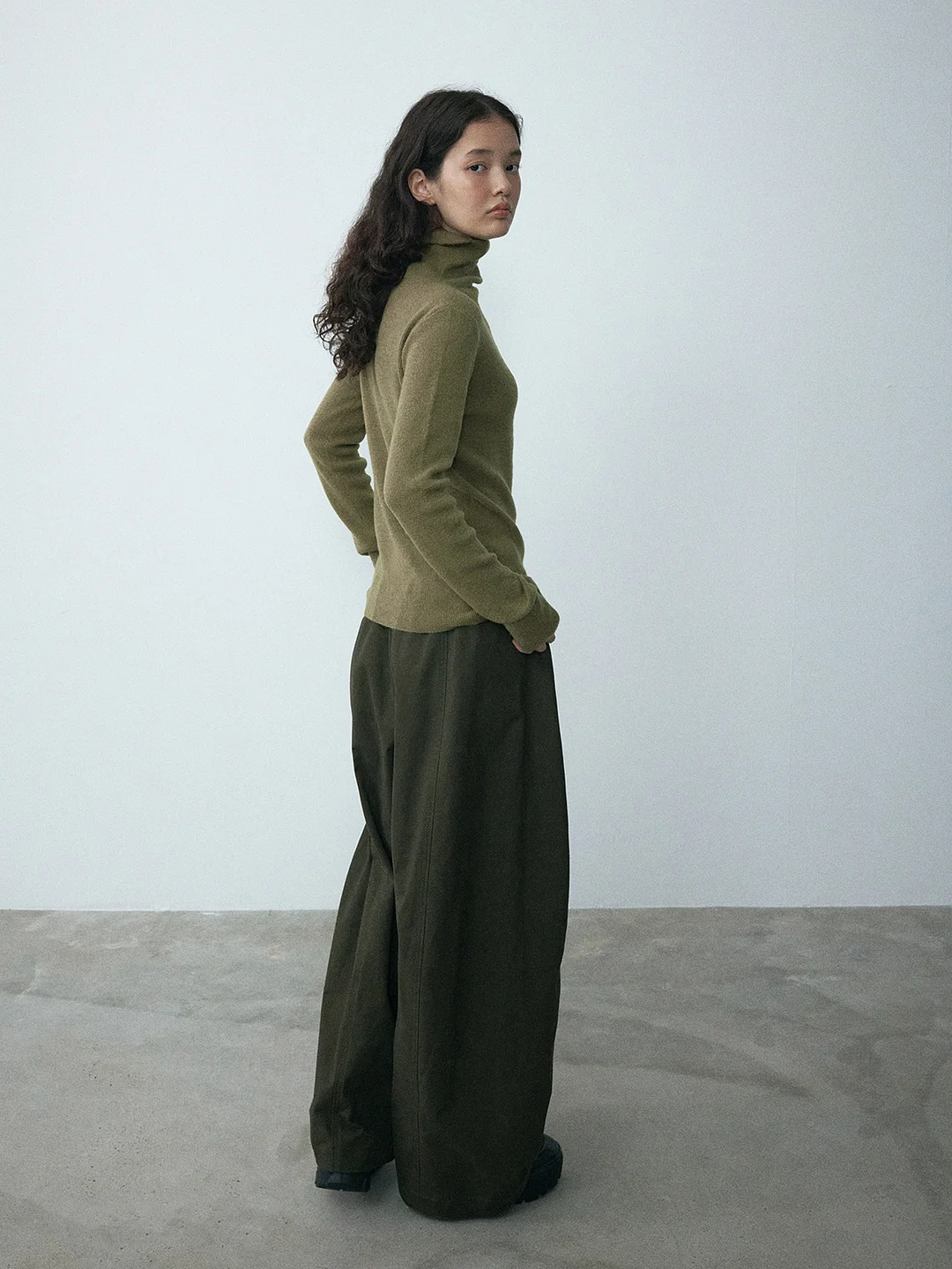 Toloer [Daihe] Winter New Casual High Waist Full Cotton Draw Rope Yeast Wash Arc Versatile Wide Leg Jeans H7719-Outfit Ideas