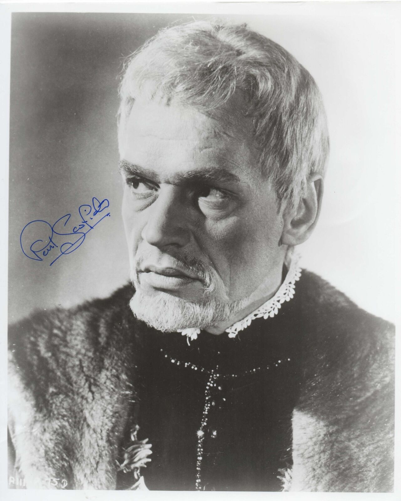 PAUL SCOLFIELD, ACTOR OSCAR WINNER AUTOGRAPHED 8X10 Photo Poster painting WITH COA