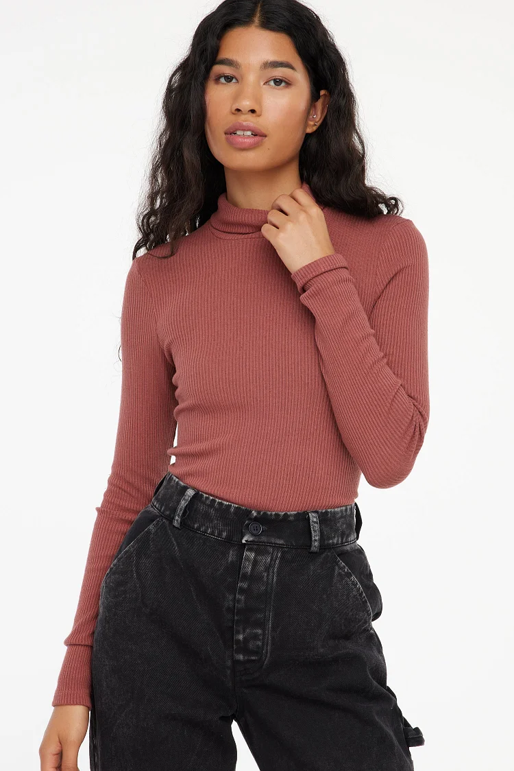 Sweater Rib Turtleneck
