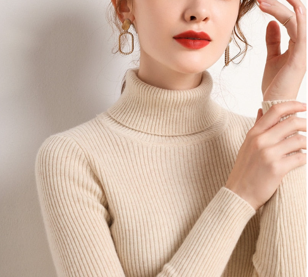 Warm knitted turtleneck sweaters
