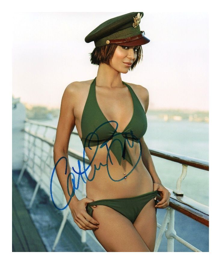 CATHERINE BELL AUTOGRAPHED SIGNED A4 PP POSTER Photo Poster painting PRINT 4