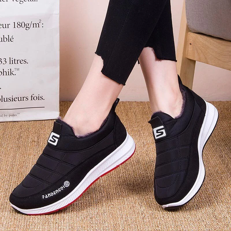 Snow Boots For Women 2021 Warm Plush Fur Ankle Boots Winter Female Slip On Flat Casual Shoes Plus Velvet Waterproof Women Shoes