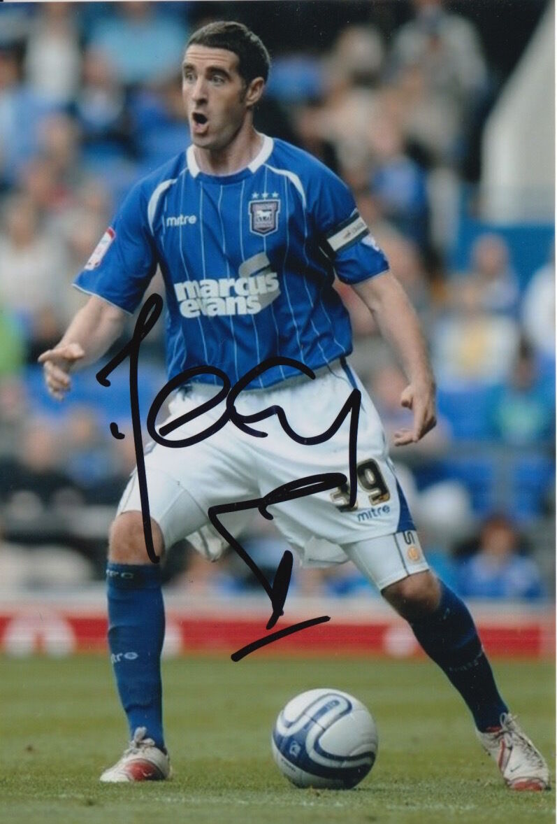 IPSWICH TOWN HAND SIGNED MARK KENNEDY 6X4 Photo Poster painting.