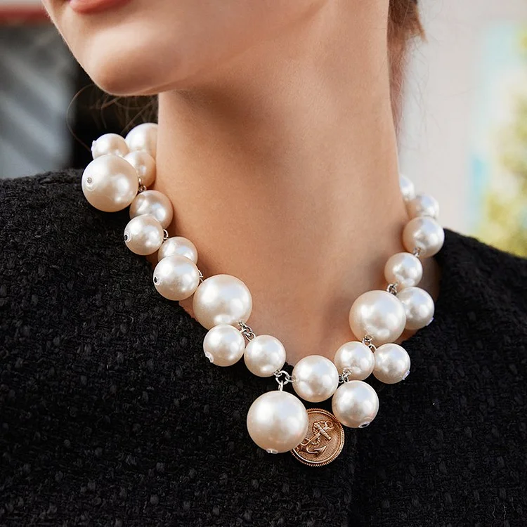 Stylish Irregular Size Grape-like Pearl Necklace