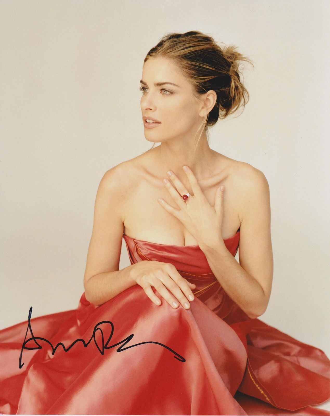 Amanda Peet Autographed 8x10 Photo Poster painting with CoA