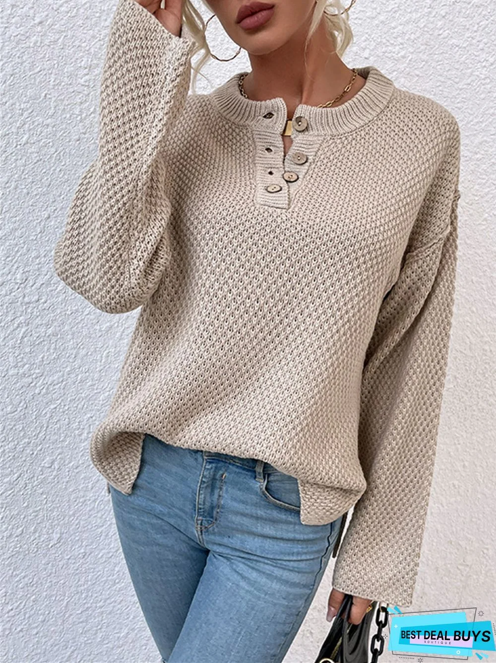 Casual Solid Color Sweater with Round Neck and Buttons