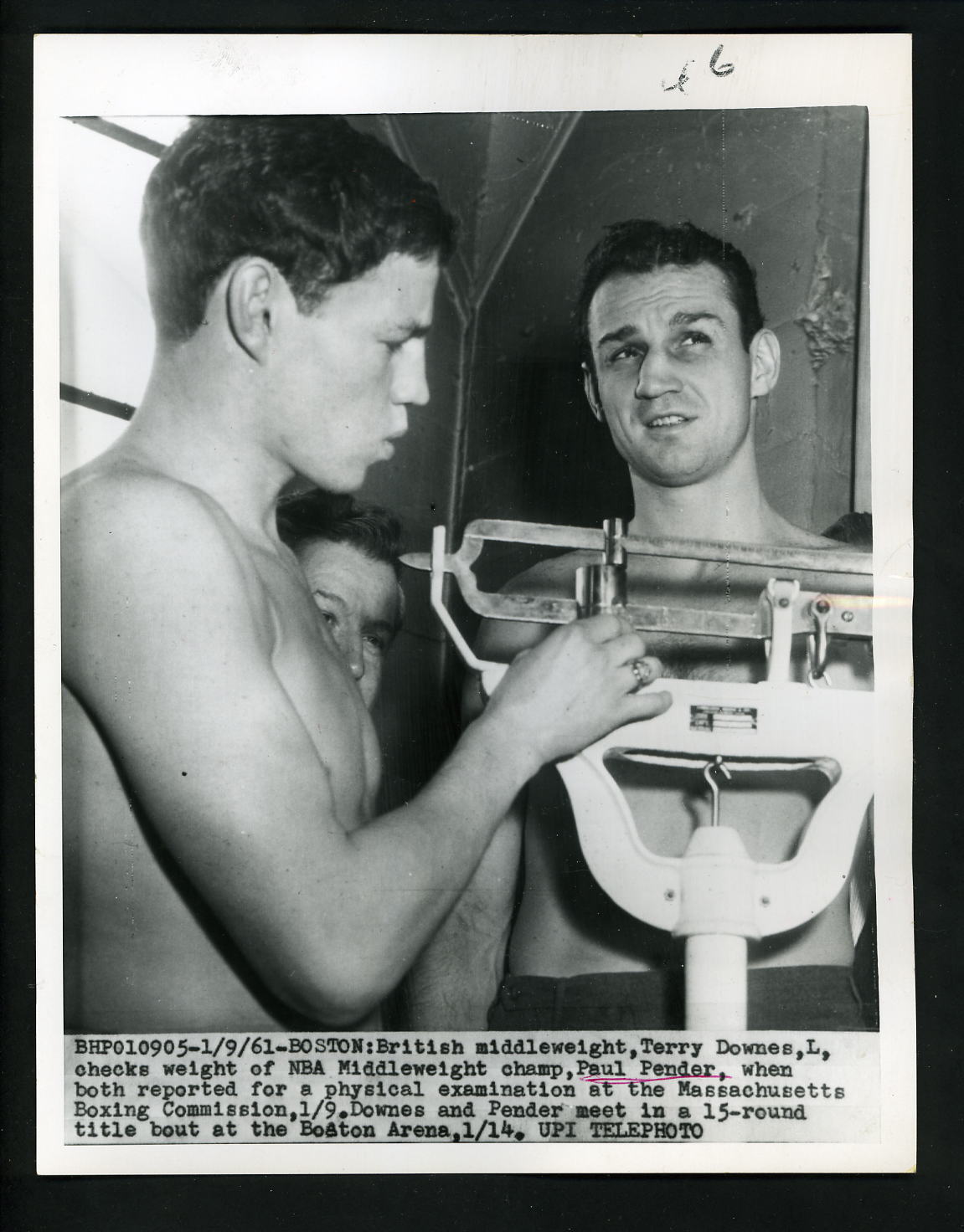 British Boxer Terry Downes vs. Paul Pender LOT OF 3 1961 Press Photo Poster paintings