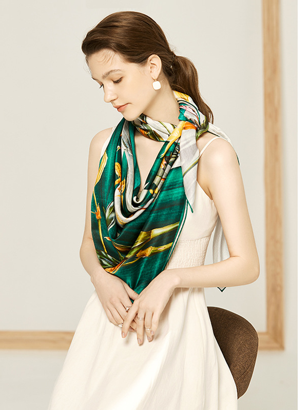 Foulard en soie printemps floral élégant-Soieplus