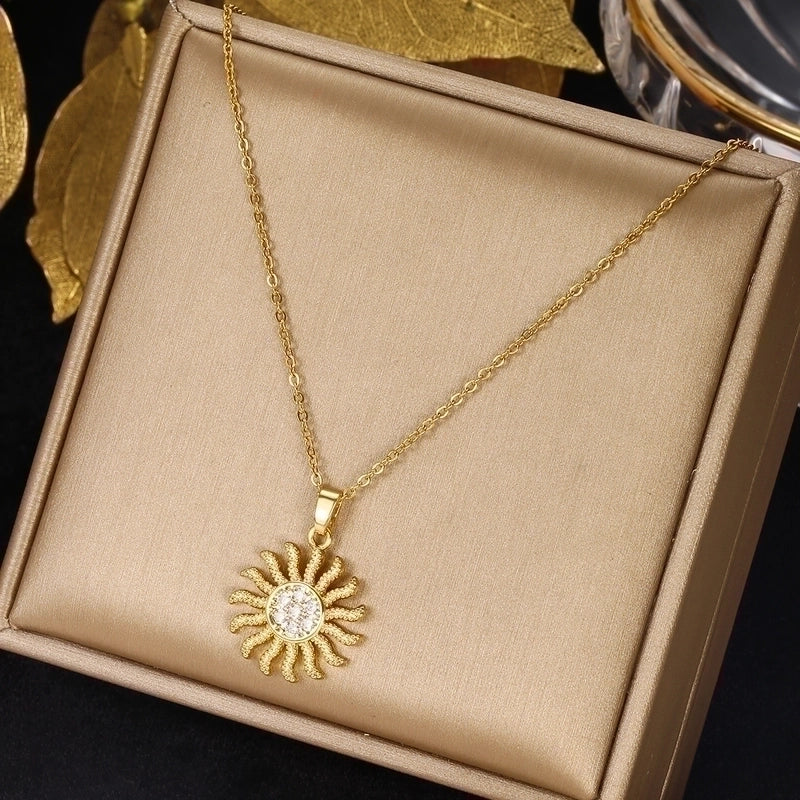 3 Pieces Elegant Minimalist Leaf Four Leaf Clover Insect Stainless Steel Plating Inlay Zircon Pendant Necklace