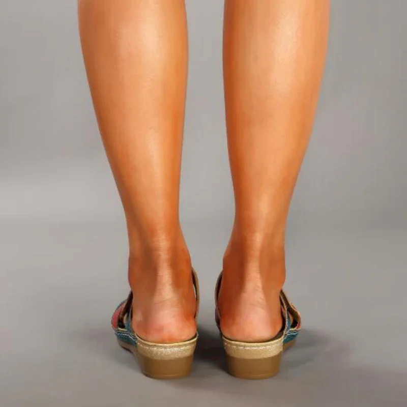 Qengg New Women Casual Slippers Fashion Flower Ethnic Style Wedge Roman Sandals Outdoor Platform Comfortable Beach Shoes Chinelo Nuvem