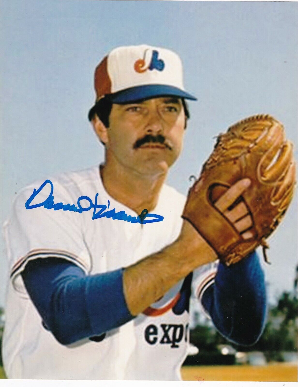 DAROLD KNOWLES MONTREAL EXPOS ACTION SIGNED 8x10