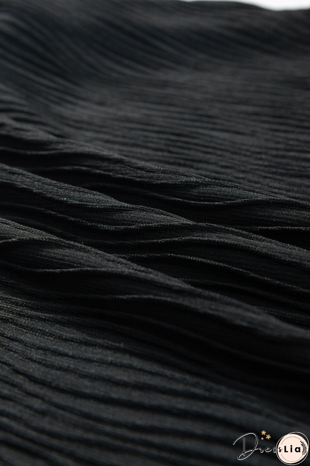 Black Textured V Neck Short Sleeve Pockted Mini Dress