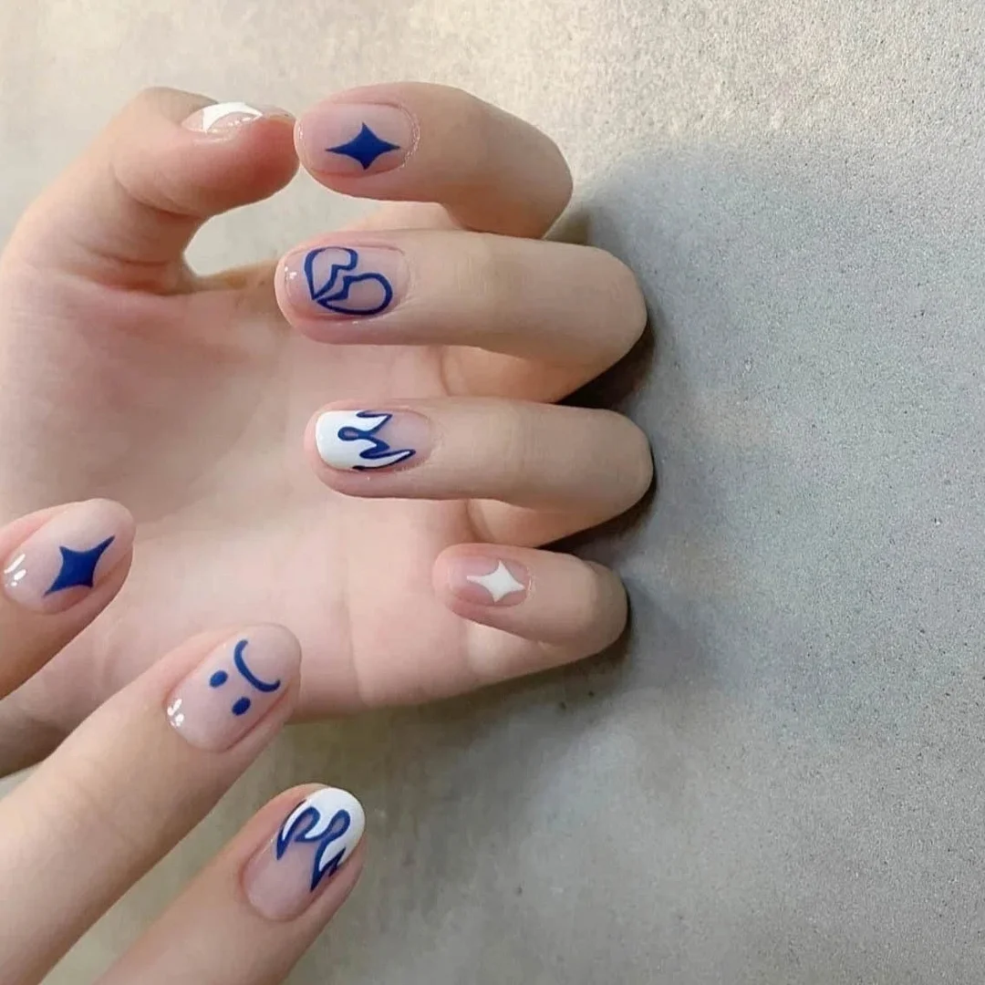 24pcs Yellow Wear Short Paragraph Fashion Manicure Patch False Nails Wearable Nail Patch Glue Type Detachable Coffin Fake Nails-Nail Inspo