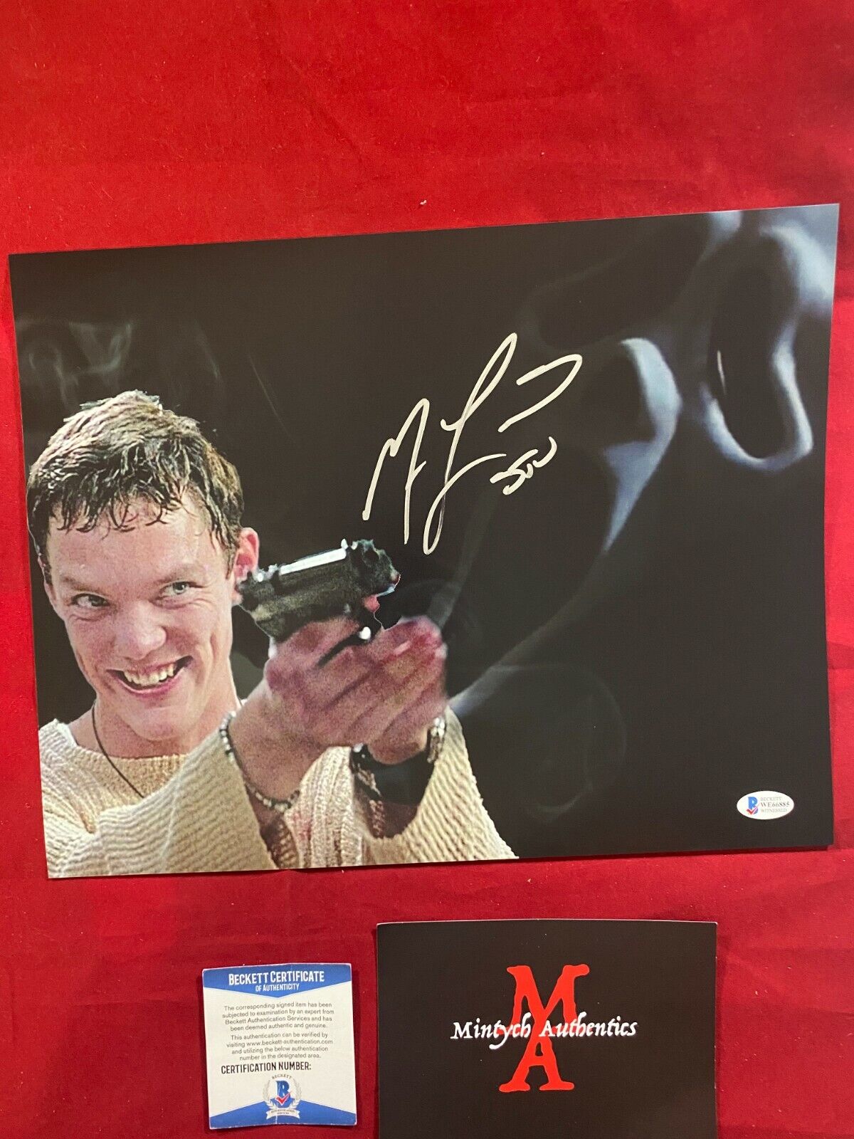 MATTHEW LILLARD AUTOGRAPHED SIGNED 11x14 Photo Poster painting! SCREAM! BECKETT COA! HORROR!