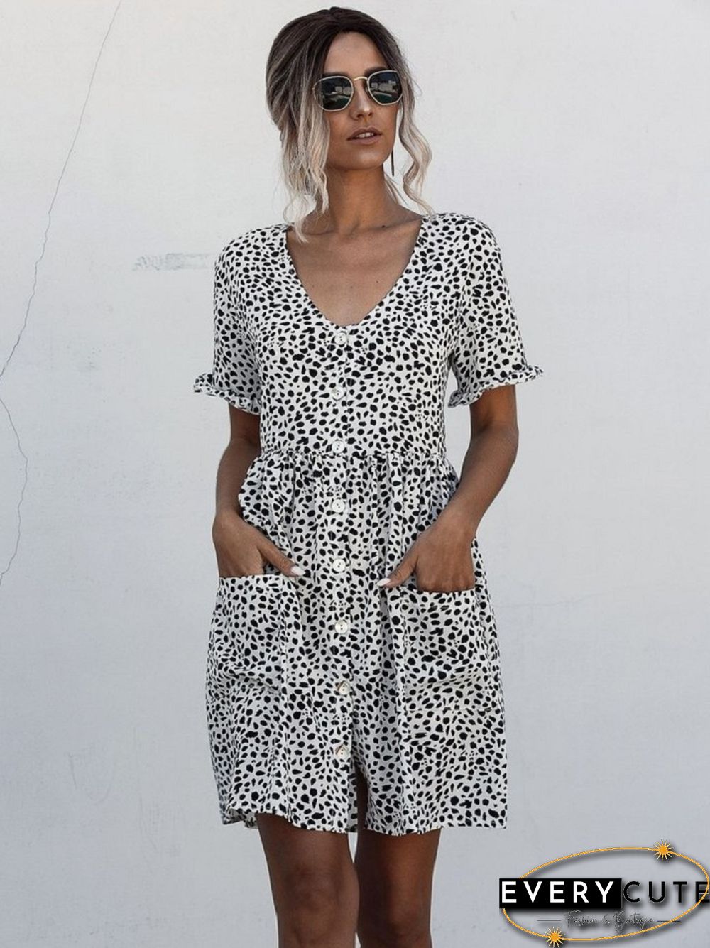 Short Sleeve Polka Dot Printed Buttoned Pocket Dress