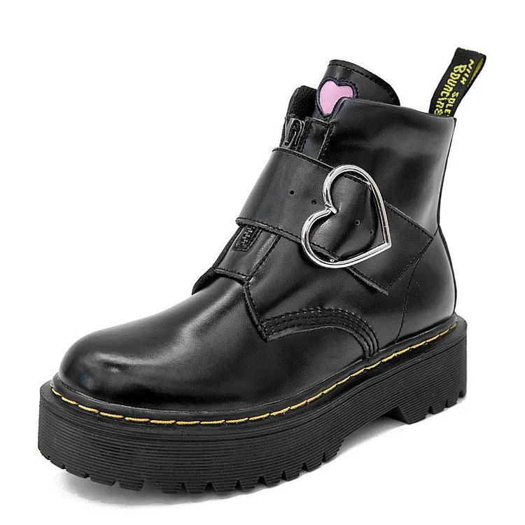 Love Heart Buckle Platform Boots - Modakawa Modakawa