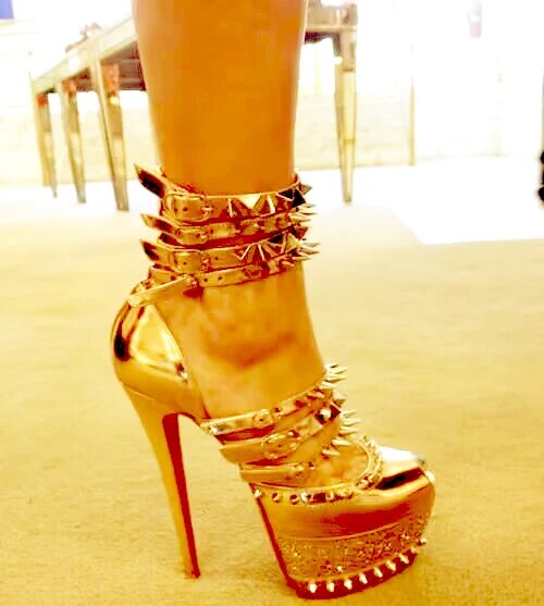 VCSHOES Rock Style Rivets Studs Straps Buckle Crystal Platform Sandals Glitter Patent Leather High Heels Women Performance Pumps