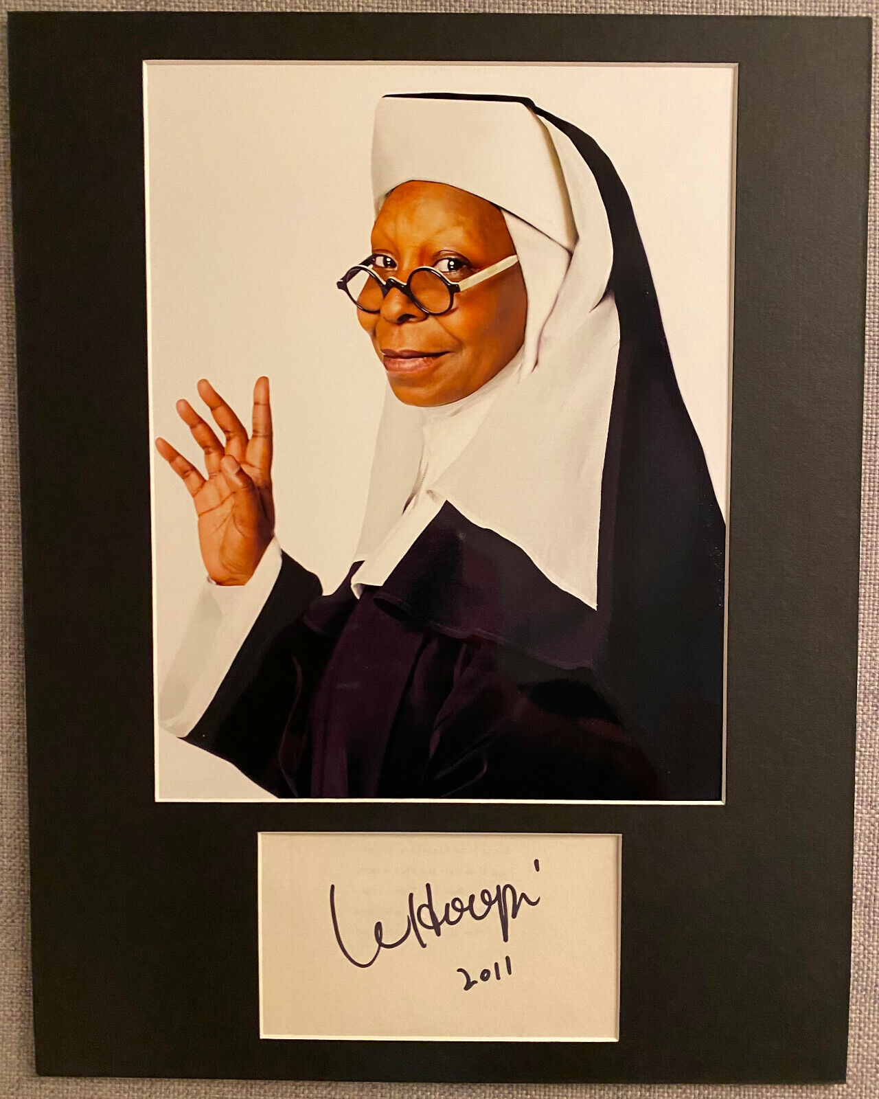 Whoopi Goldberg Signed Autograph Photo Poster painting Display - Sister Act, Authentic, Comedy