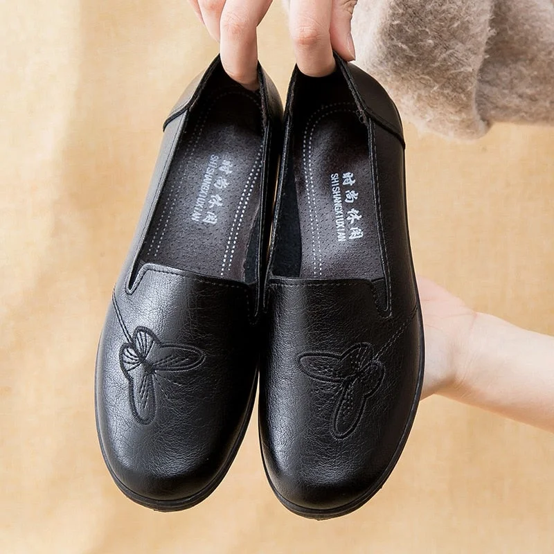 High Quality Women Leather Loafers 2021 Spring Women's Flat Shoes Breathable Slip on Flats Ladies Casual Moccasins Shoes