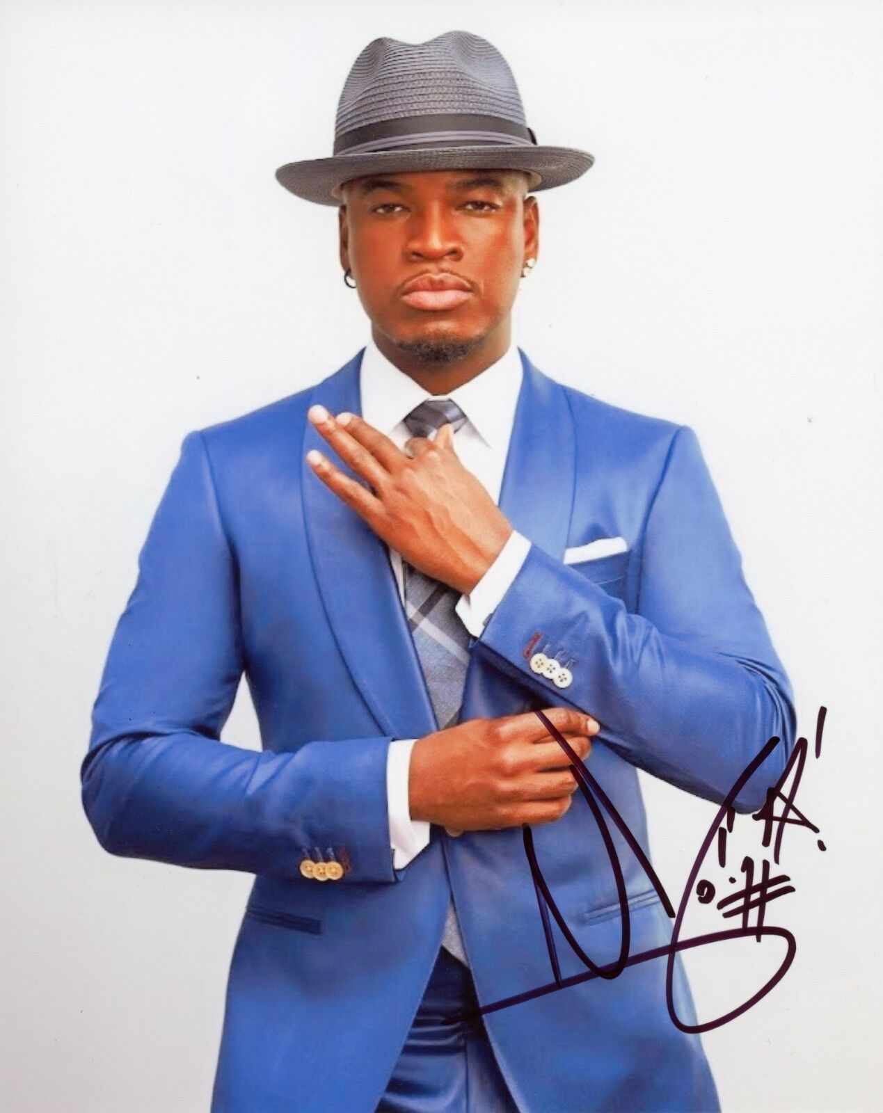 ~~ NE-YO Authentic Hand-Signed Miss Independent