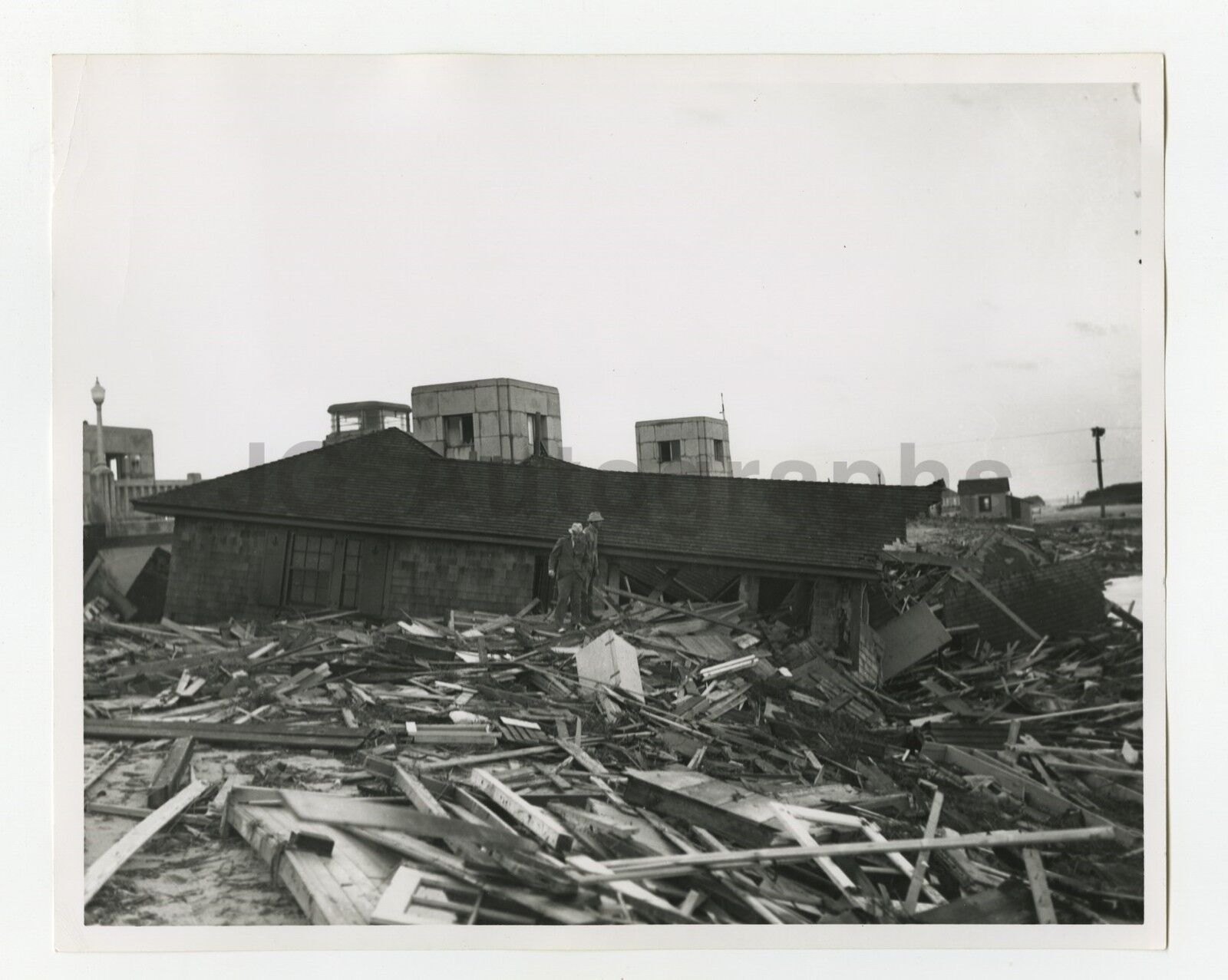 New York History - Vintage 8x10 Publication Photo Poster paintinggraph - 1938 Hurricane Damage