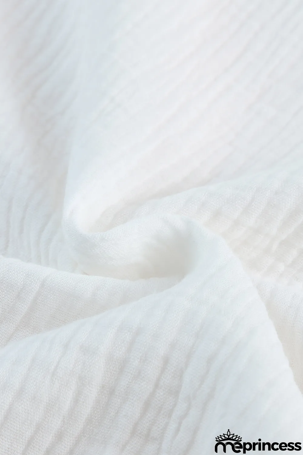 White Relaxed V Neck Blouse and Drawstring Raw Hem Shorts Set