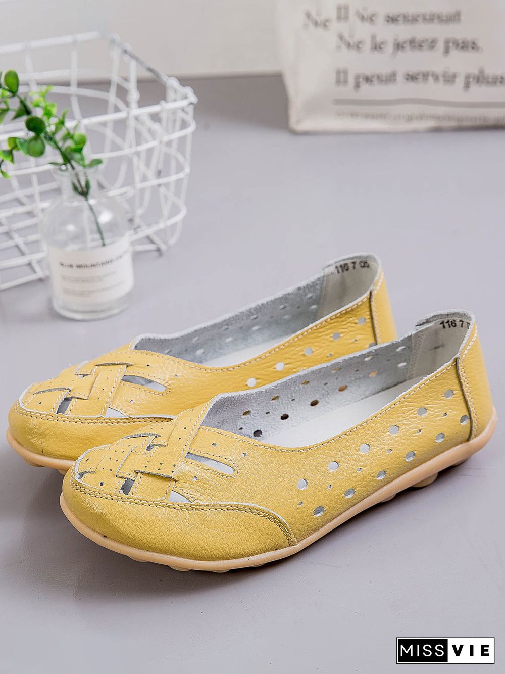 Hollow Leather Soft Sole Shoes