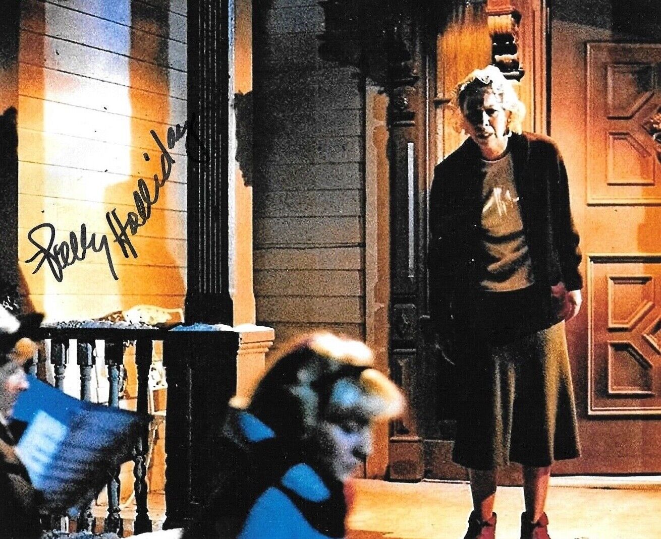 * POLLY HOLLIDAY * signed 8x10 Photo Poster painting * GREMLINS * COA * 1