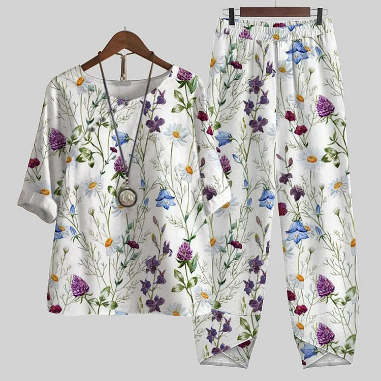 VChics Casual Loose Floral Print T-Shirt Two-Piece Set
