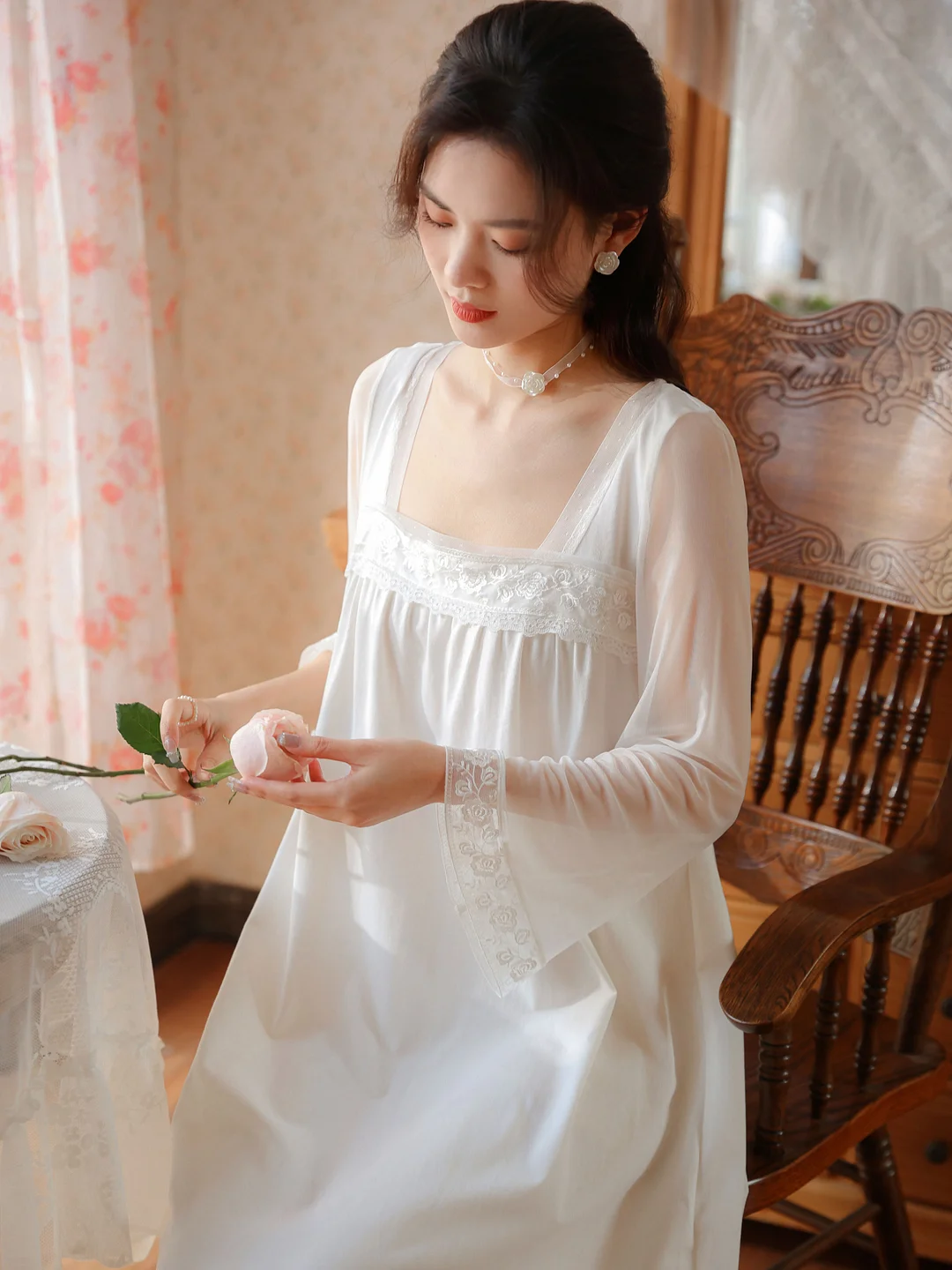 Square Neckline Long Dress Palace Style Princess Sexy Lace One-piece Vintage Nightgown