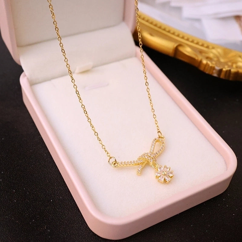 304 Stainless Steel Copper 18K Gold Plated K Gold Plated Inlay Bow Knot Zircon Pendant Necklace