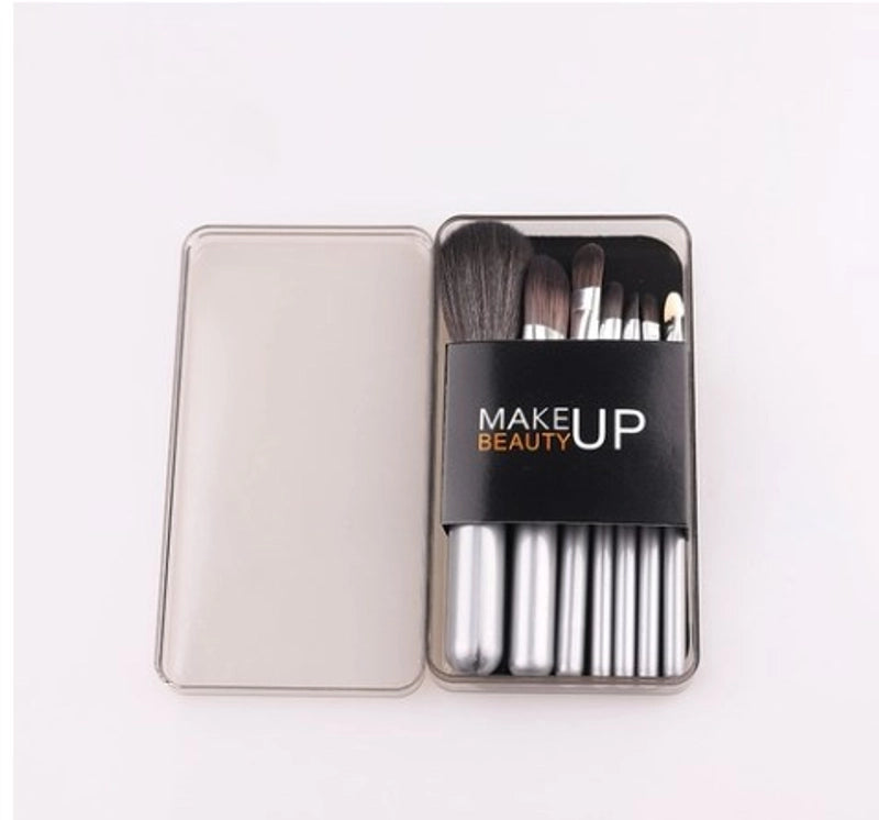 Corrugated Nylon Wool Plastic Handgrip Makeup Brushes 1 Set