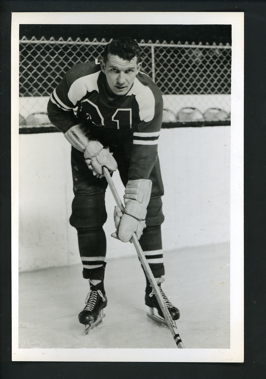 Allan Kuntz circa 1940 's Hockey Press Photo Poster painting